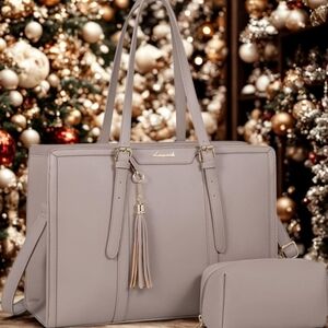 *SALE* Brand New With Tags Lovevook Cinnamon Tote Bag Set